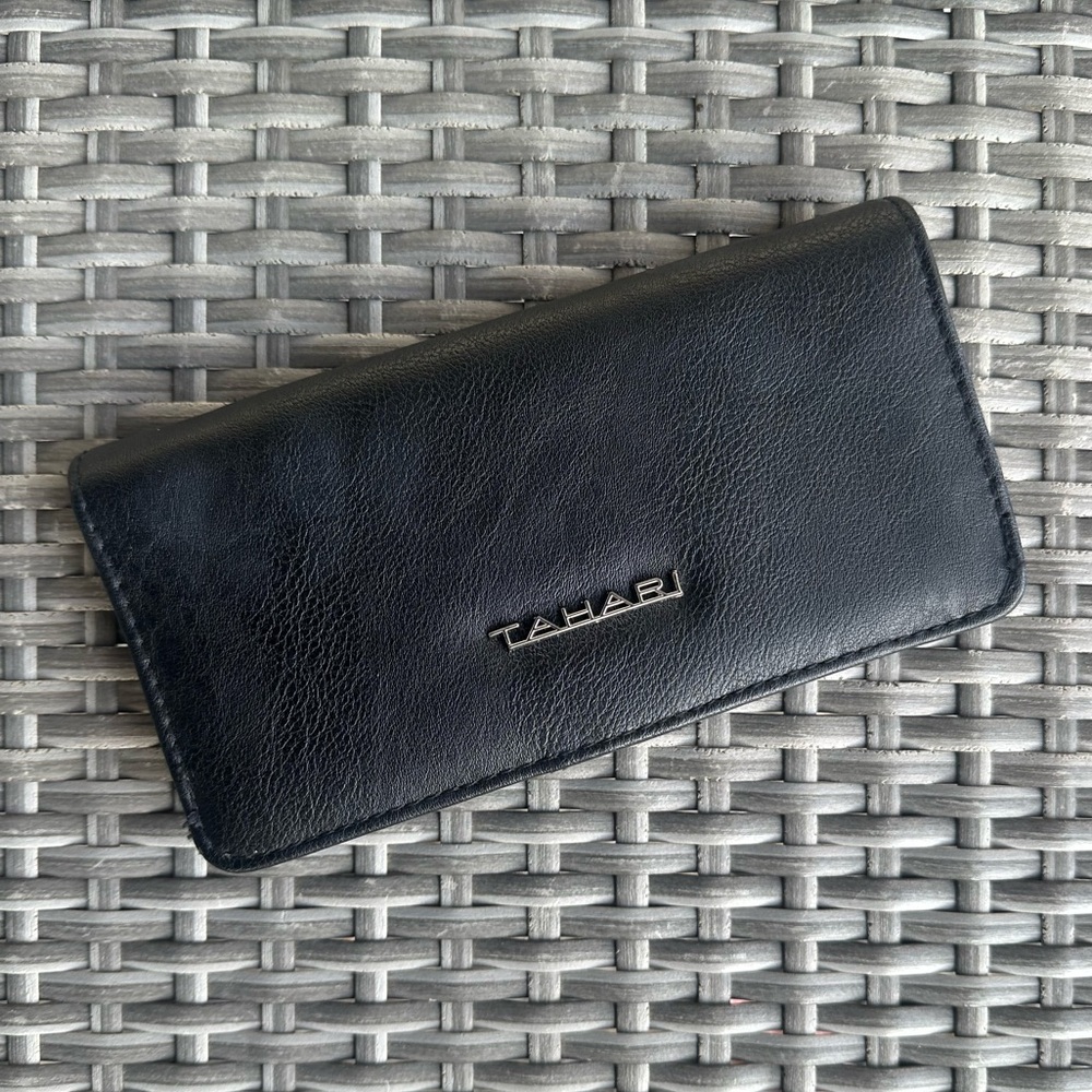 Tahari Black Leather slimline RFID bifold wallet
